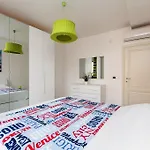Boutique Domus *